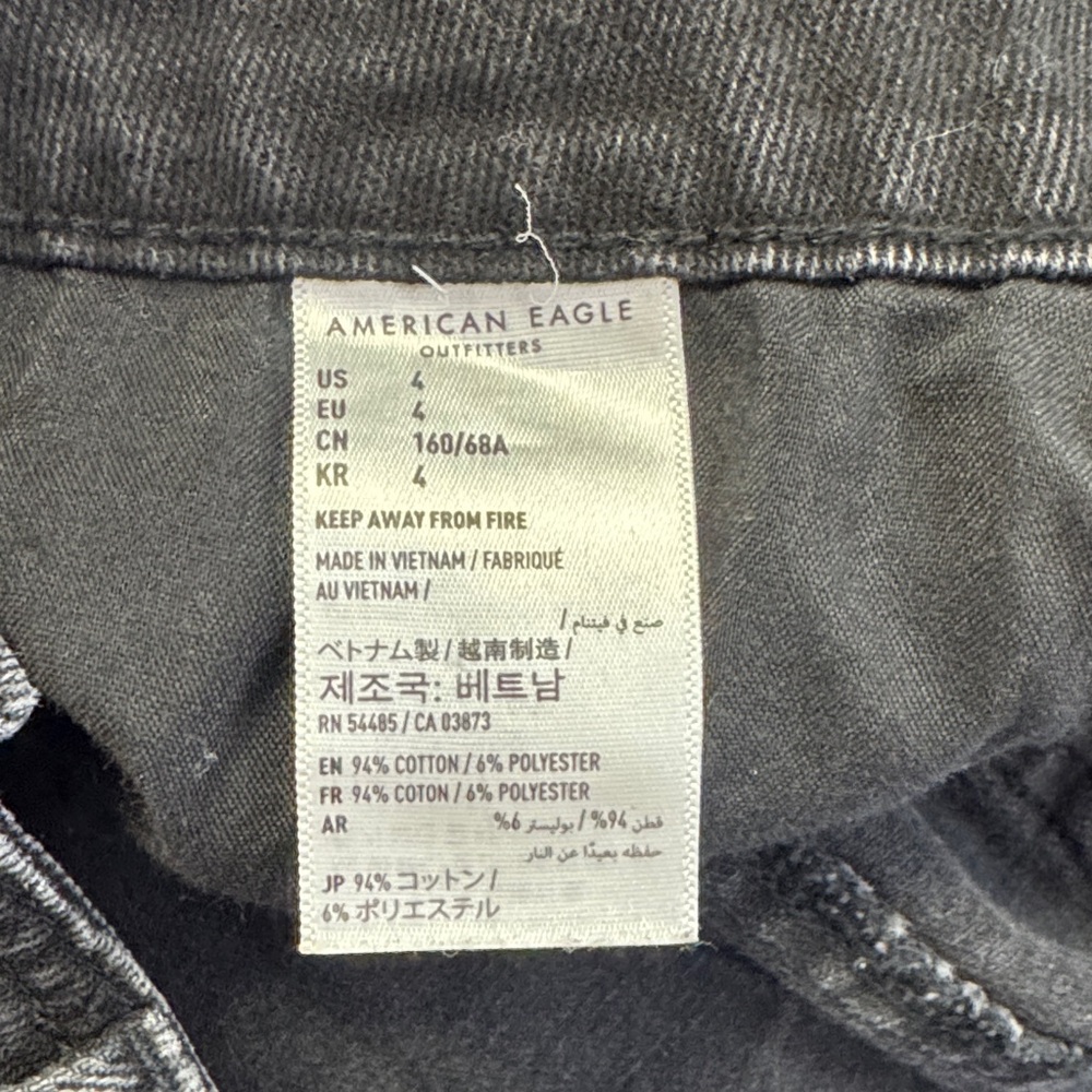 American Eagle Black Wash Denim Button Front Mini Skirt Y2K High Rise Size 4 - Picture 8 of 9